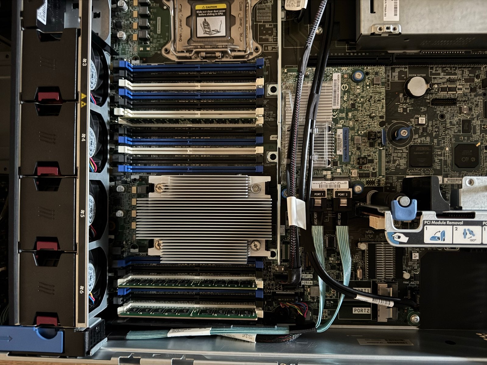 HP DL380 G9 Server - Intel E5-2620v3, 24GB RAM, Ophalen, Gebruikt, 2 tot 3 Ghz, Hot swappable onderdelen