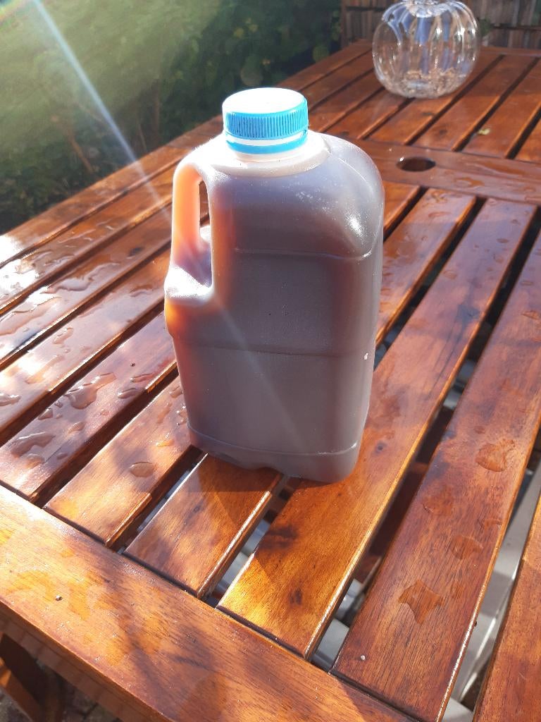 *Percolaat of wormensap € 2,50 per liter, Ophalen of Verzenden, Compost