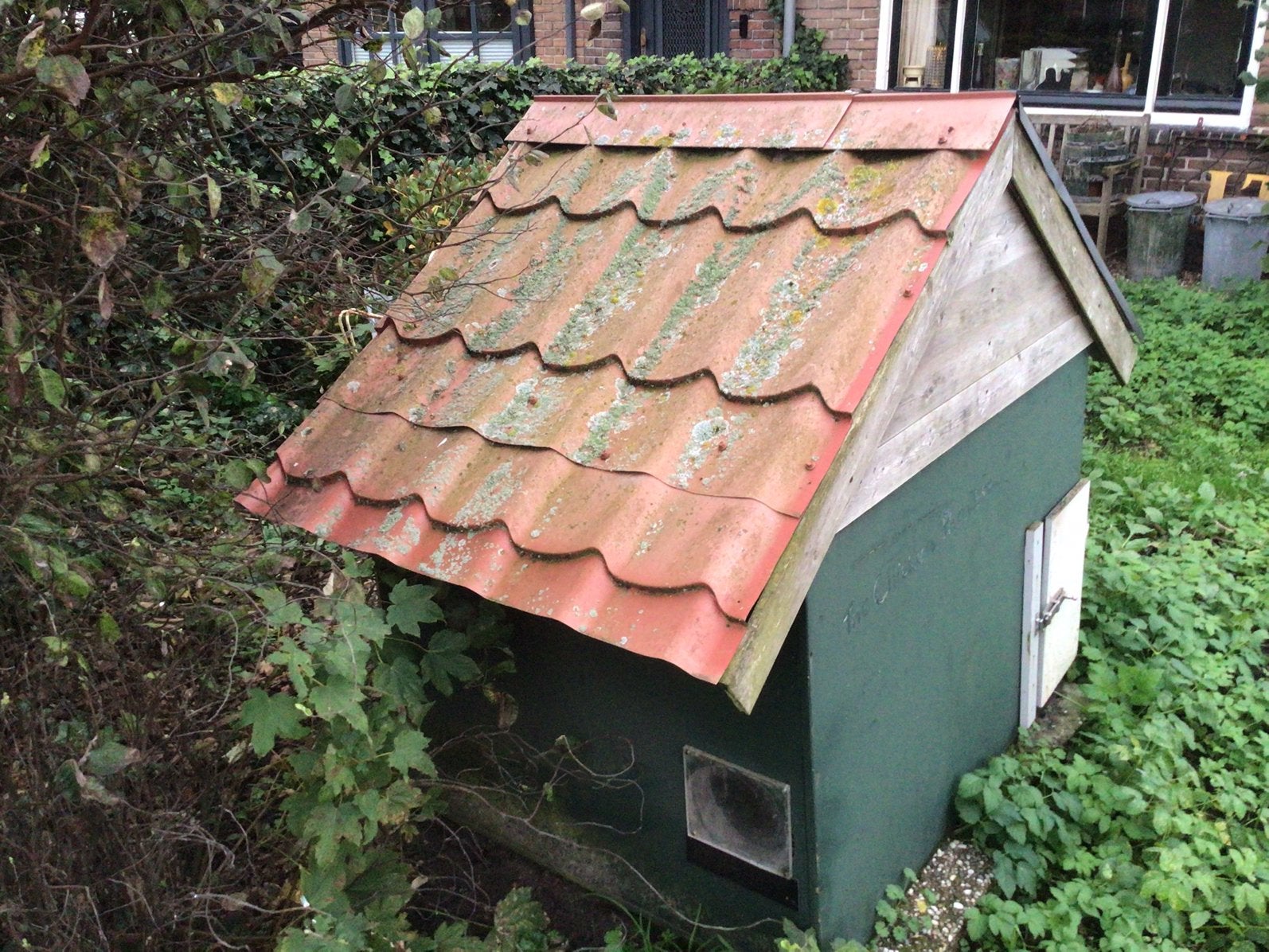 Gratis af te halen: Mooi en Degelijk Kippenhok., Dieren en Toebehoren, Ophalen, Gebruikt, Kippenhok of Kippenren