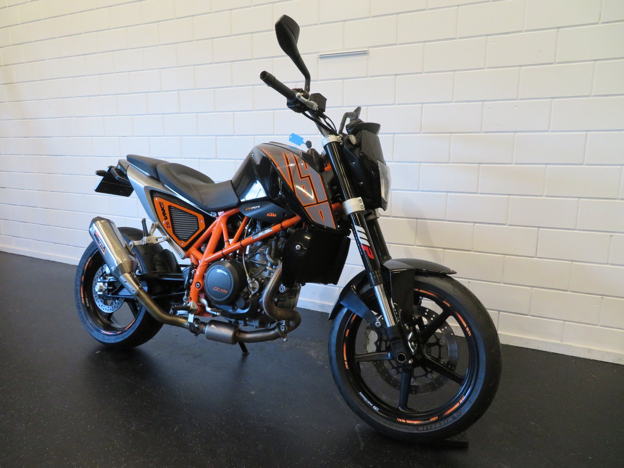 KTM DUKE 690 DUKE690 POWERPARTS! TOPPY (bj 2012), Bedrijf, Naked bike