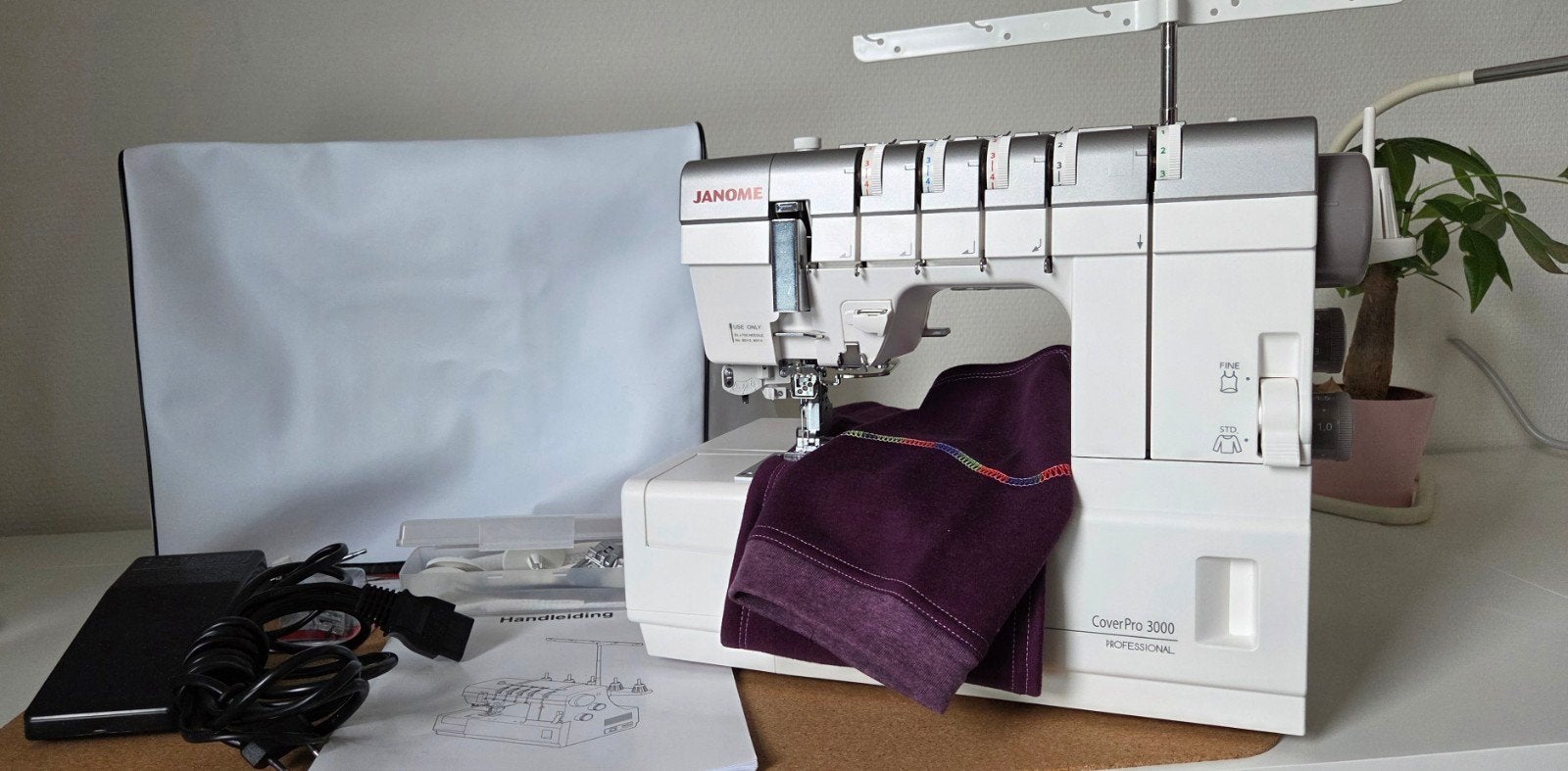 Coverlock Janome Cover Pro 3000, Ophalen, Naaimachine