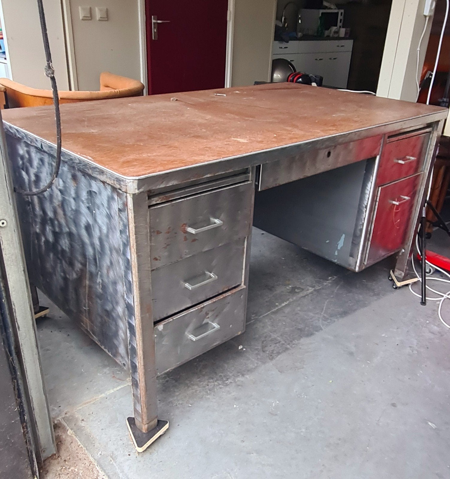 Tanker Desk van Marineschip Tromp 86 - Industrieel Bureau, Gebruikt, Hout, Ophalen of Verzenden, 152 cm