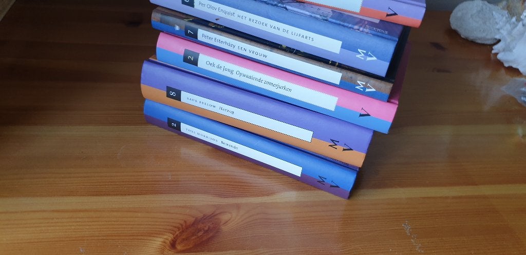 6 Boeken uit de serie van de Volkskrant., Boeken, Ophalen of Verzenden, Zo goed als nieuw
