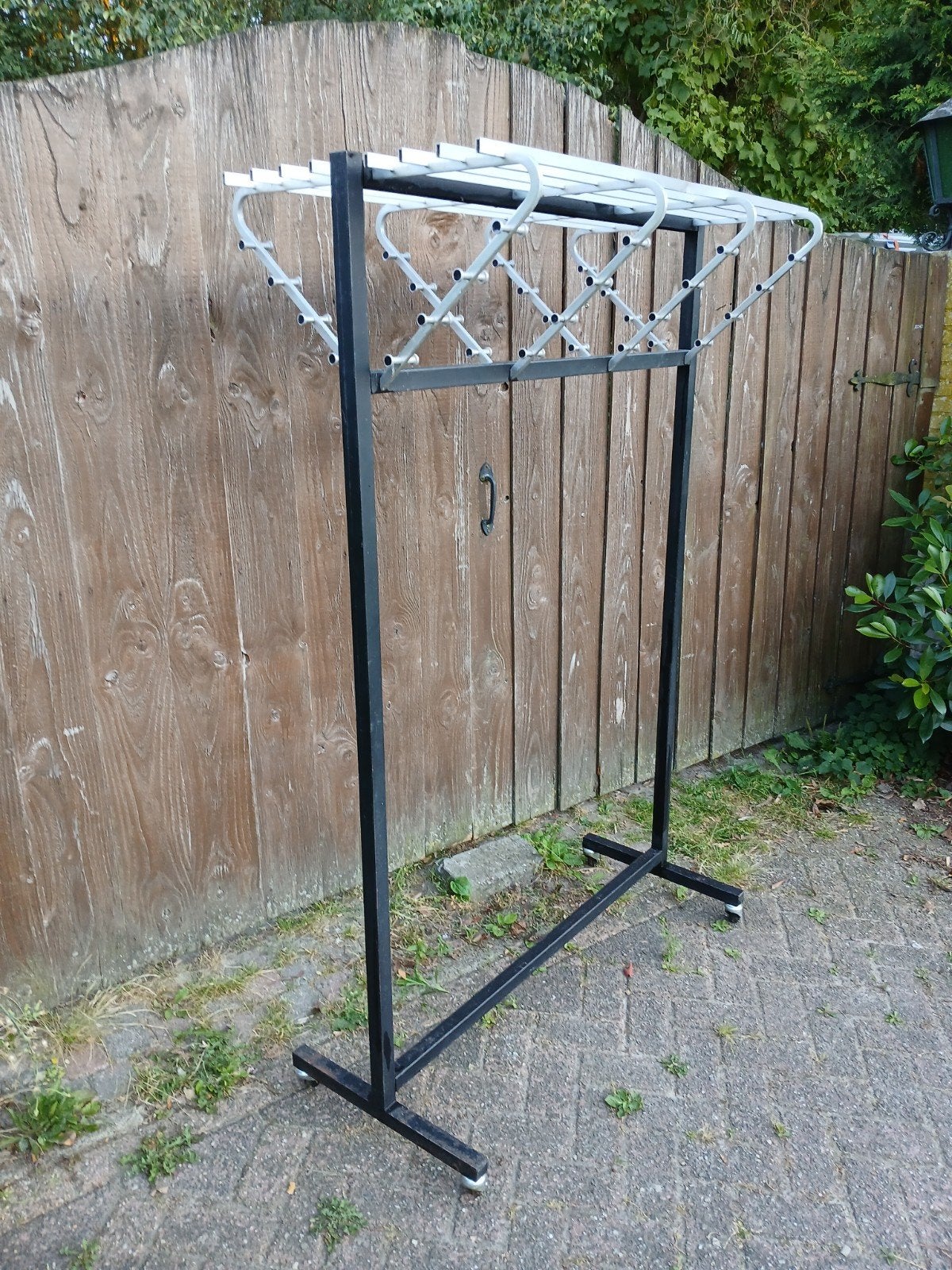 Stevige staande kapstok op wielen, metaal, 180x115x60cm, Huis en Inrichting, Woonaccessoires | Kapstokken, Ophalen, Gebruikt, Metaal