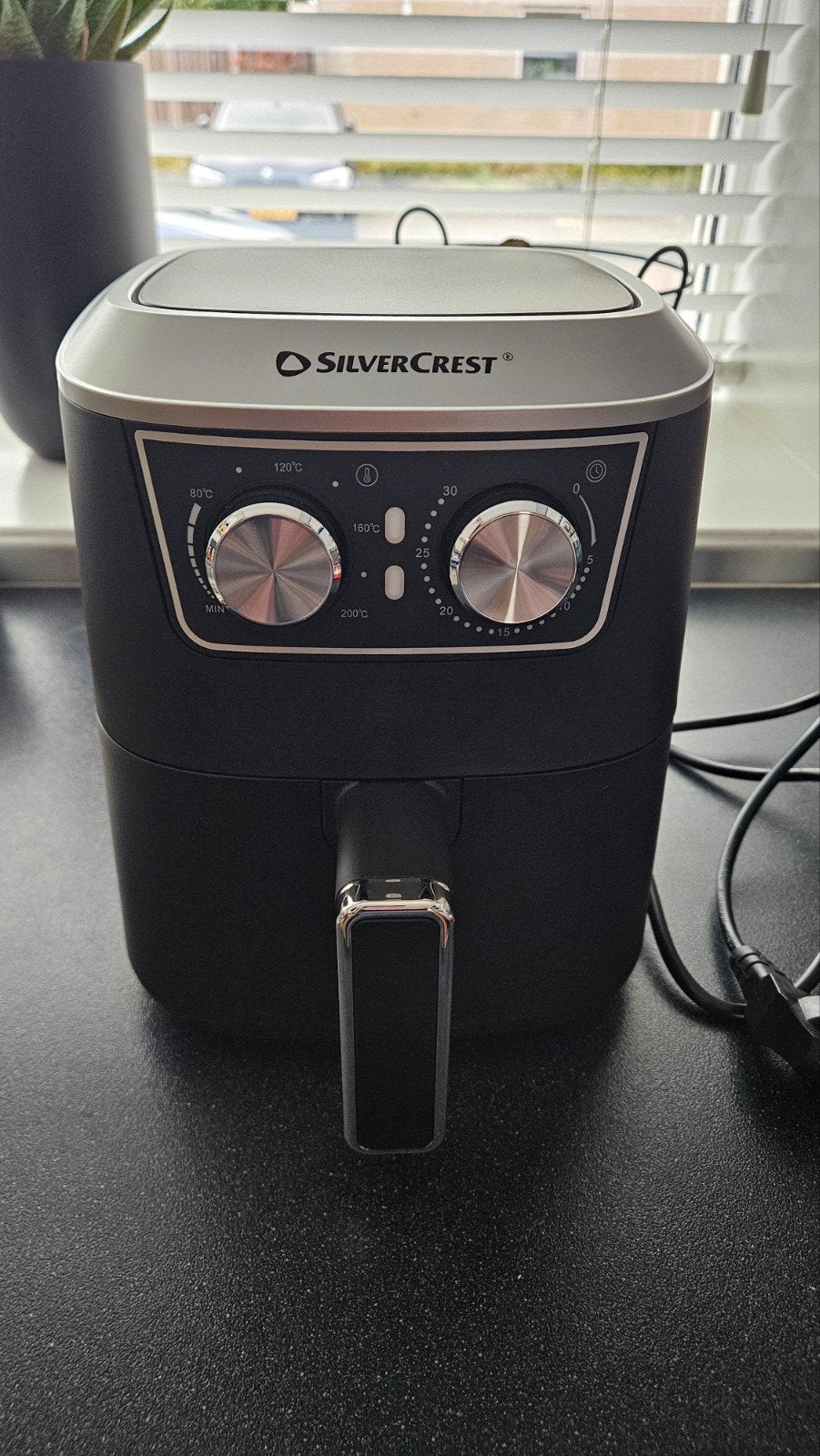Foto 2 van Silvercrest Airfryer SHLF 1000 E1 - Nieuw, ongebruikt