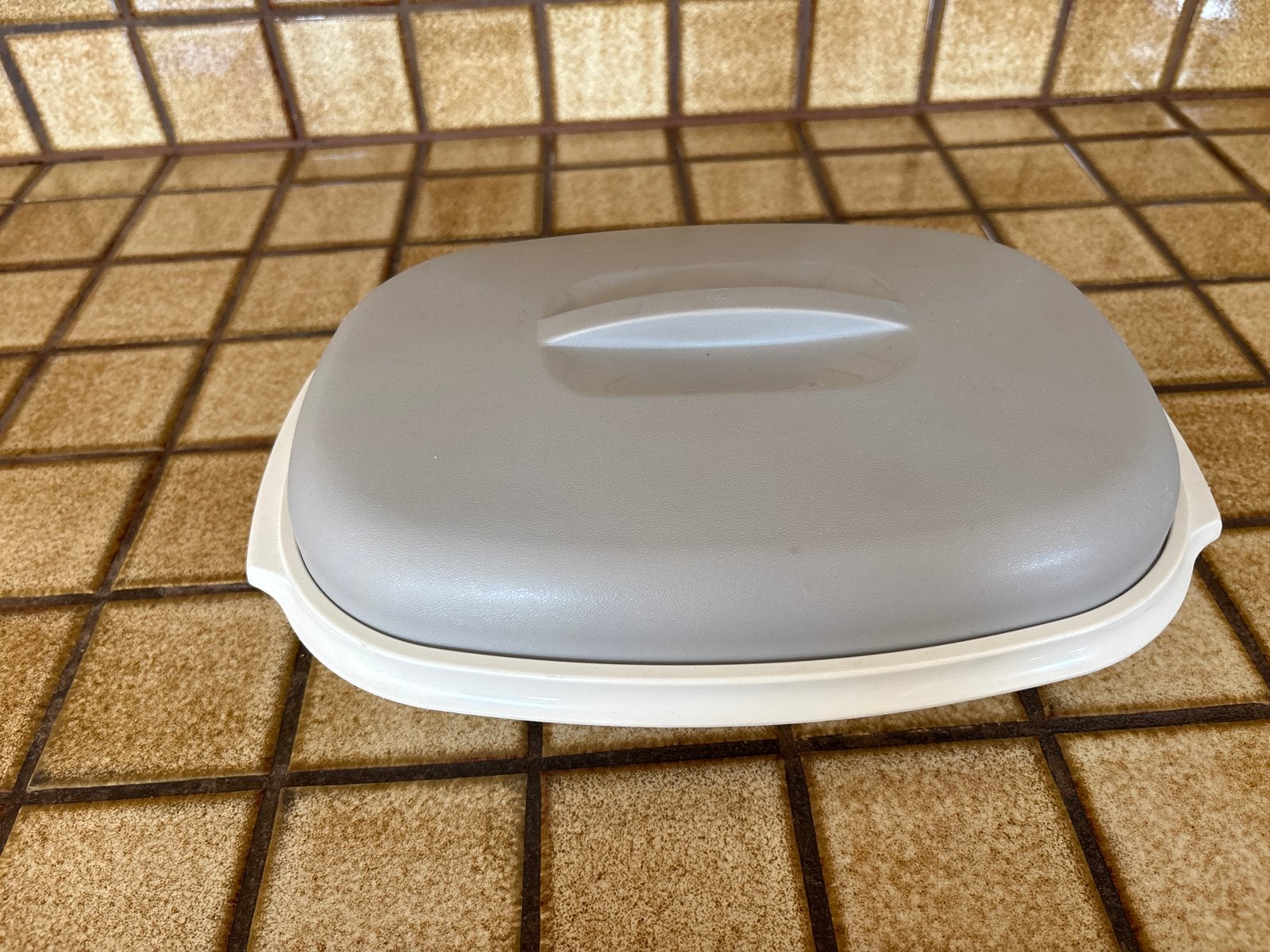 Tupperware magnetron stomer met deksel - Grijs/Wit, Ophalen, Gebruikt, Wit, Overige typen