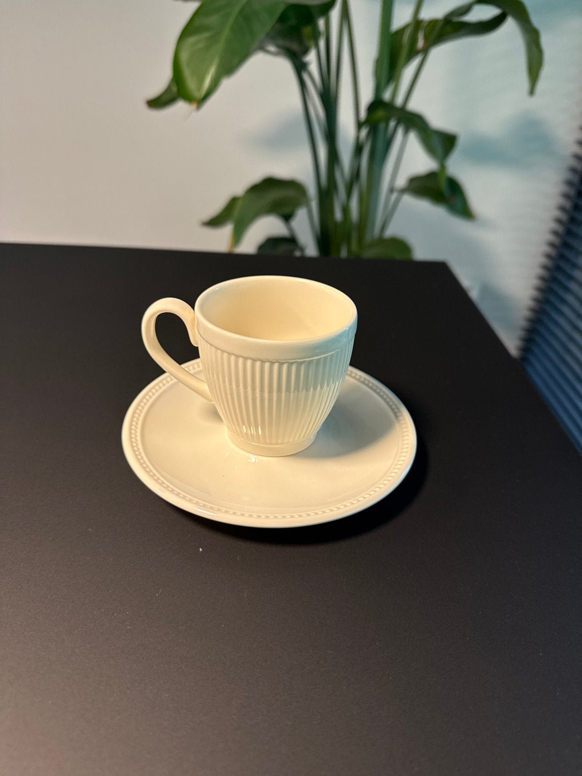 Wedgwood Windsor kop en schotel - Made in England, Klassiek, Ophalen of Verzenden, Zo goed als nieuw, Kop(pen) en/of Schotel(s)