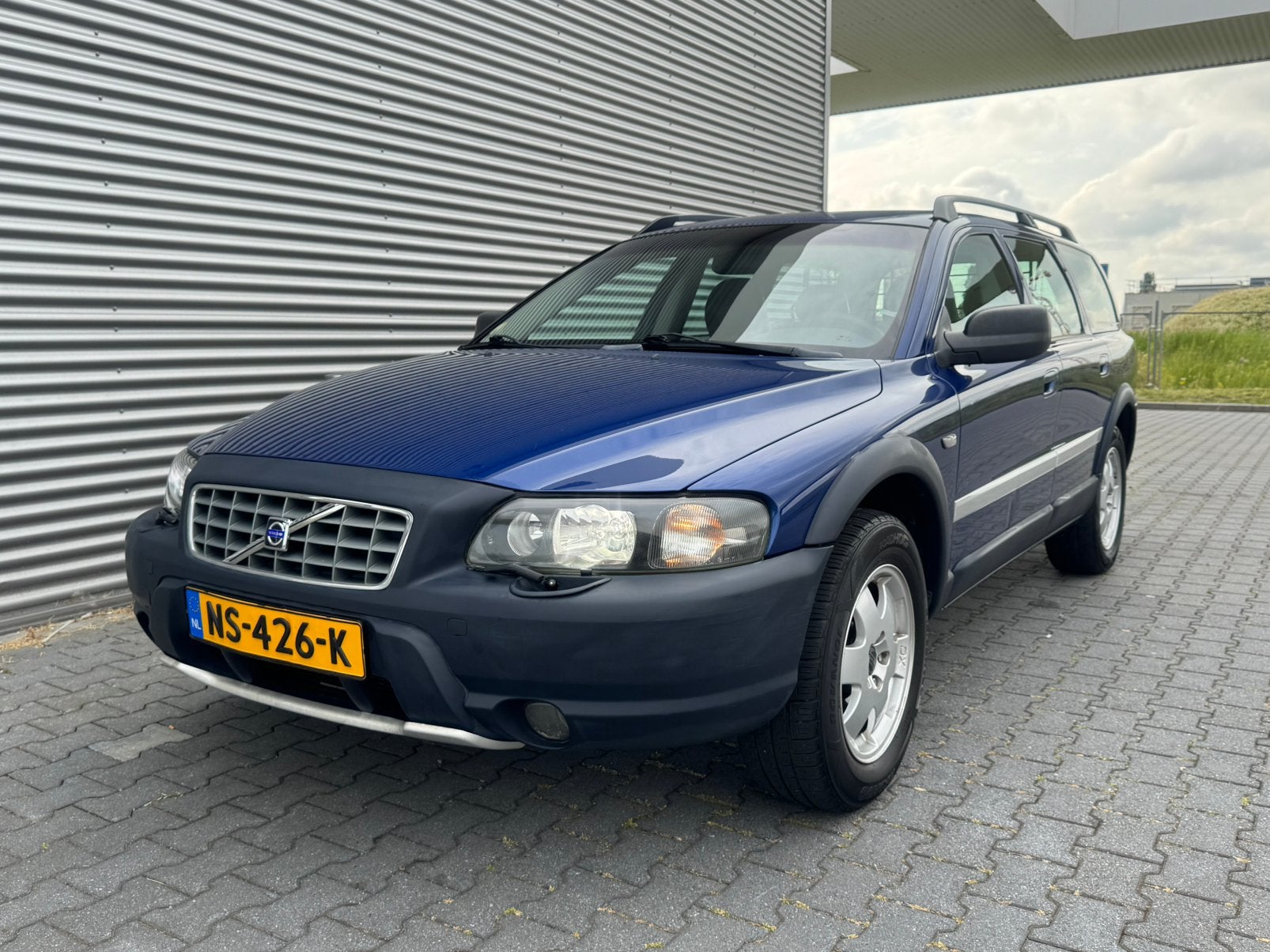 Volvo v70xc 2.4T ocean race e.d. handgeschakeld, Auto's, Volvo, 1636 kg, Automatische klimaatregeling, Blauw, XC70