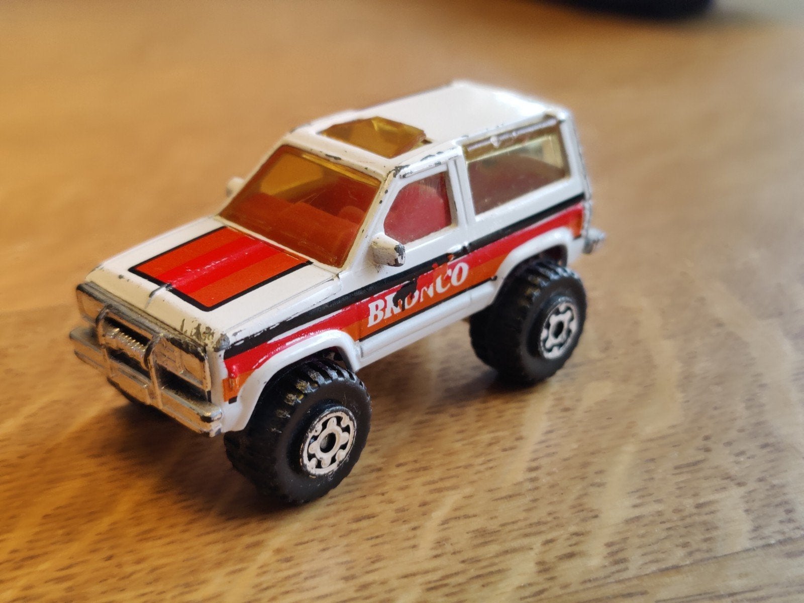 Matchbox Ford Bronco II WIT, Ophalen, Auto