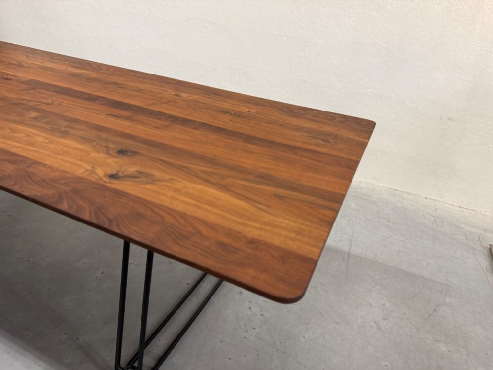 Nieuw KFF Arco Figura Eettafel Noten hout Design Tafel 240, 50 tot 100 cm, Nieuw, Ophalen of Verzenden, Vijf personen of meer