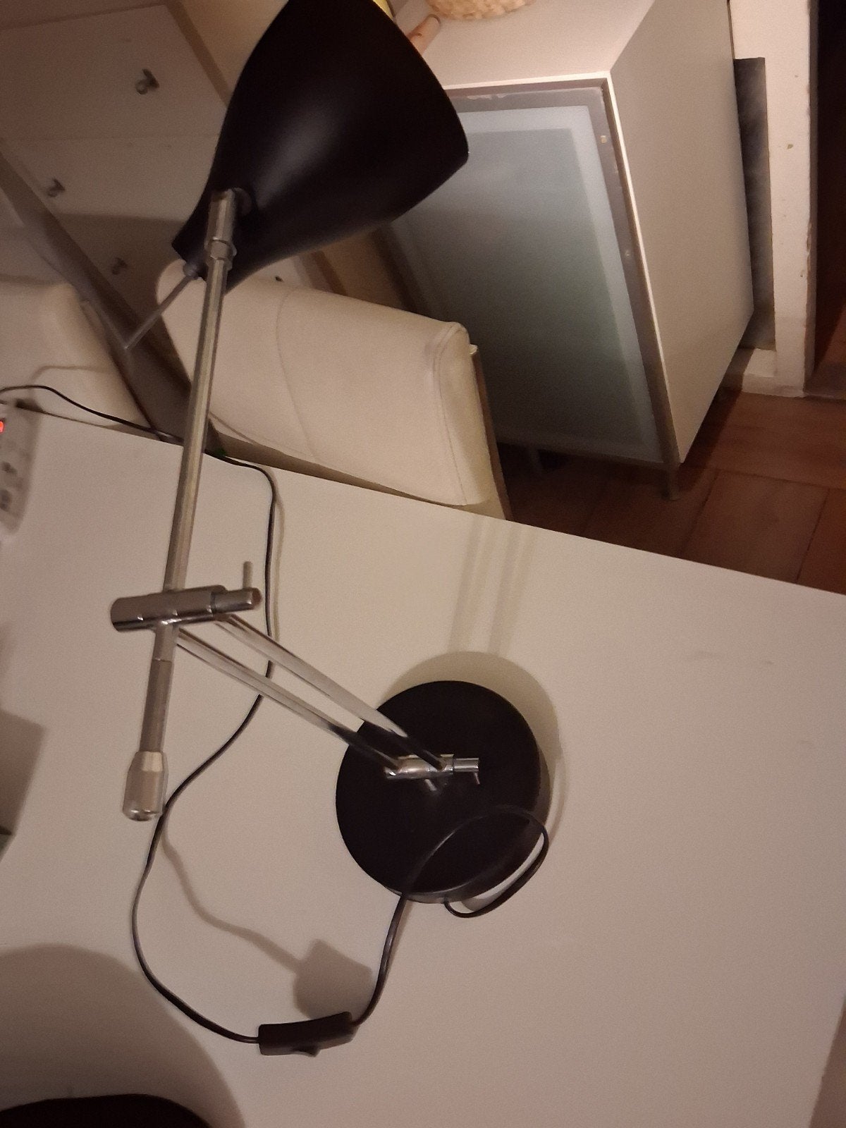 Te koop, tafellamp zeer flexibel, Huis en Inrichting, Ophalen