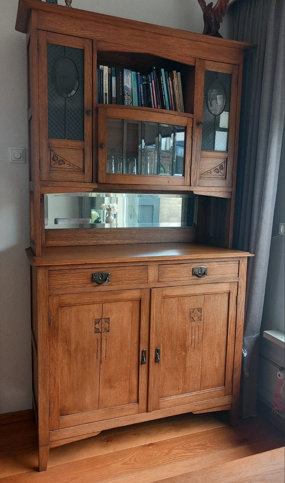 Antieke Eikenhouten Buffetkast met Glas-in-lood, Ophalen of Verzenden