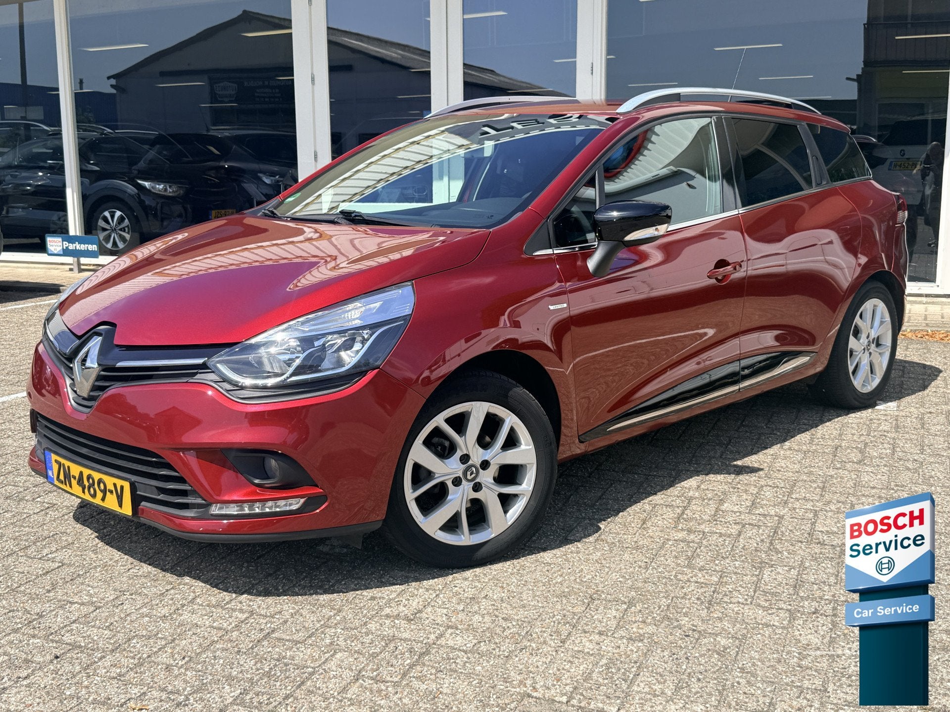 Renault Clio Estate 0.9 TCe Limited | Trekhaak | Navi | Blue, 898 cc, Gebruikt, 580 kg, 49 €/maand