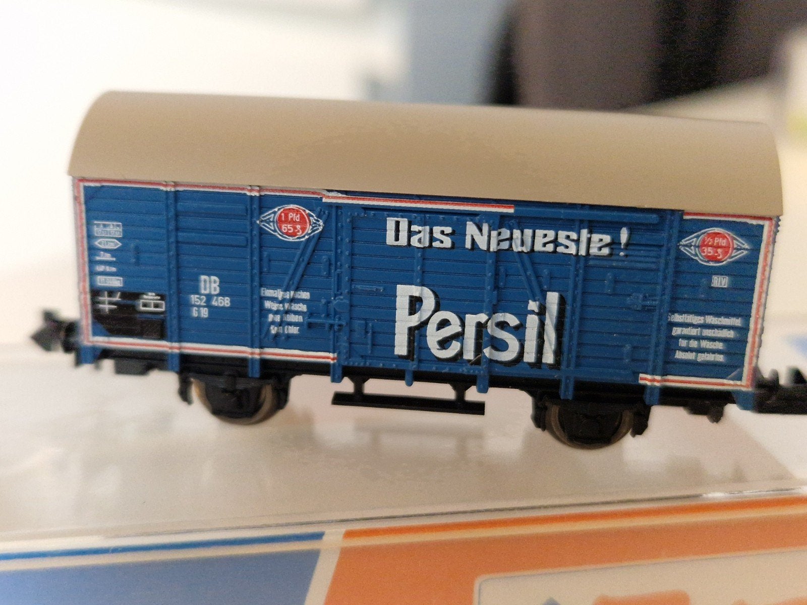 Gesloten wagon "PERSIL" ovp, Hobby en Vrije tijd, Modeltreinen | N-Spoor, Gelijkstroom, Wagon, Ophalen of Verzenden, Zo goed als nieuw