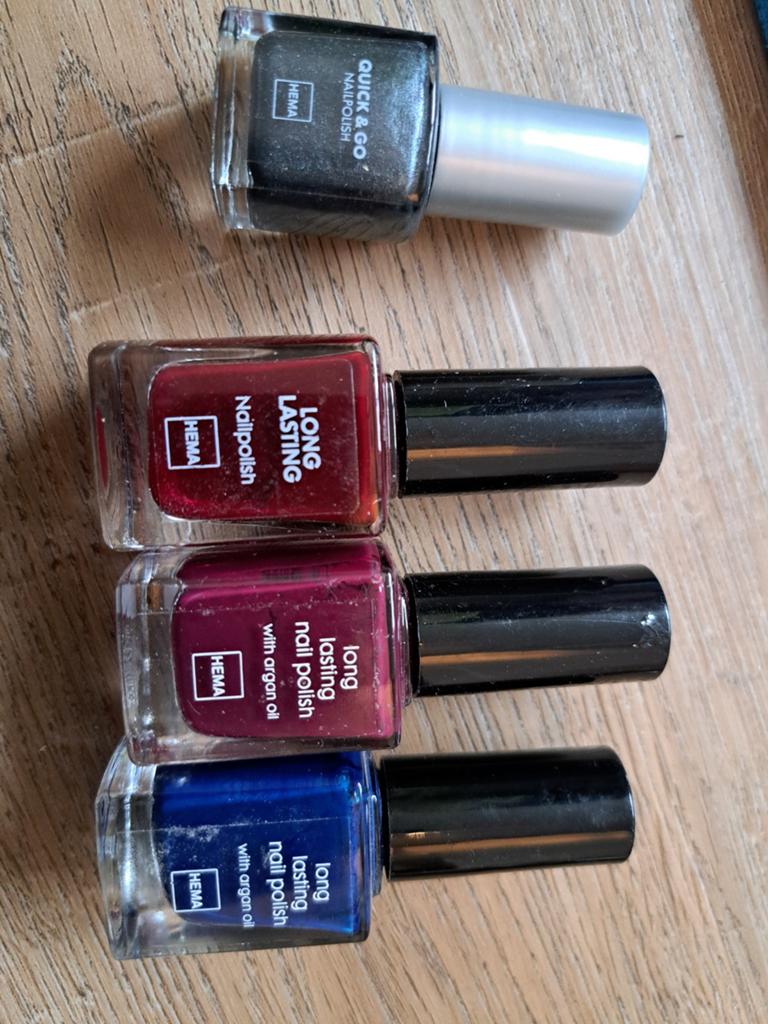 Nagellakken diverse kleuren en merken, Ophalen of Verzenden, Overige kleuren, Handen en Nagels