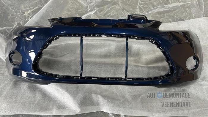 Voorbumper van een Ford Fiesta (INK BLUE), Auto-onderdelen, Carrosserie en Plaatwerk, Bumper, Ford, Nieuw, Ophalen of Verzenden