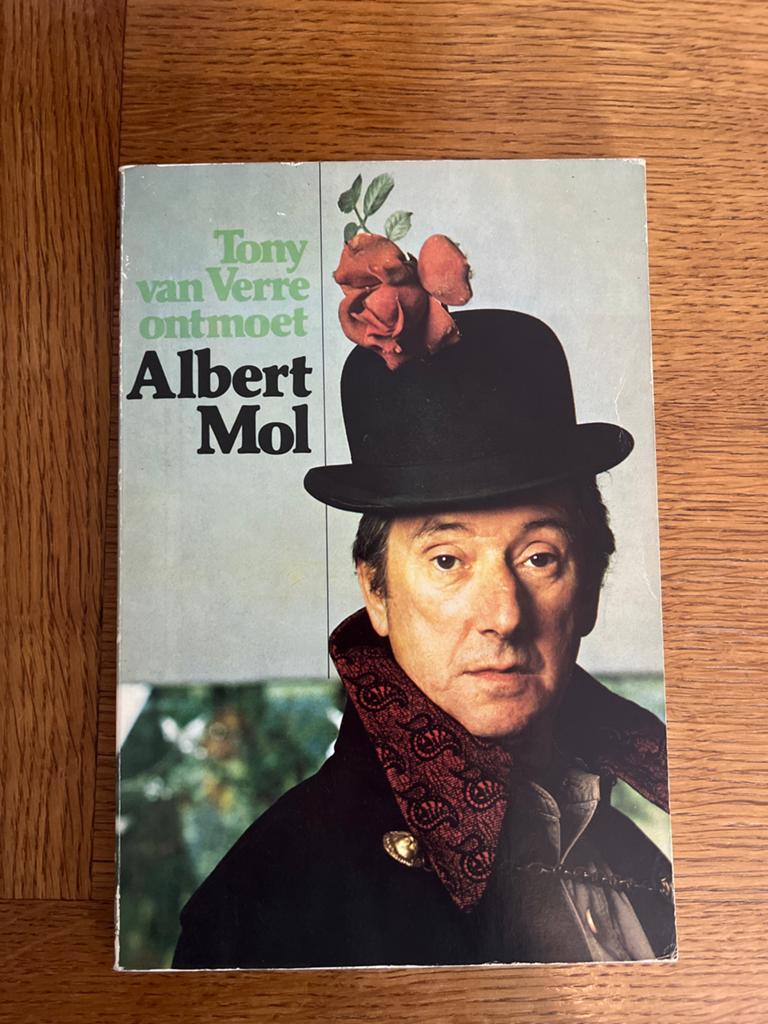 Tony van Verre ontmoet Albert Mol - Boek, Ophalen of Verzenden, Gelezen, Nederland