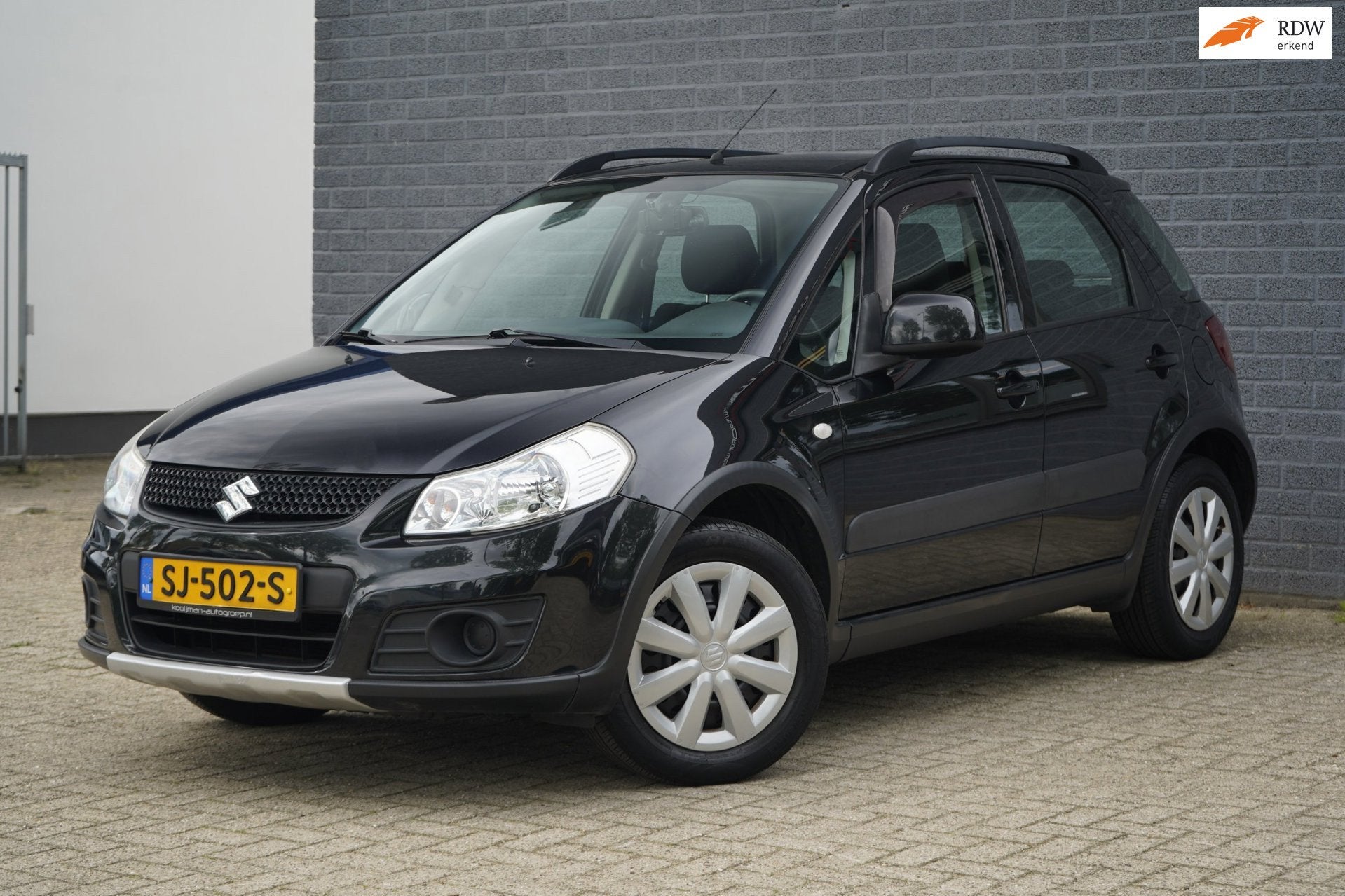Suzuki SX4 1.6 Comfort Automaat, Trekhaak, Airco, Navigatie, Euro 5, Gebruikt, Zwart, 4 cilinders