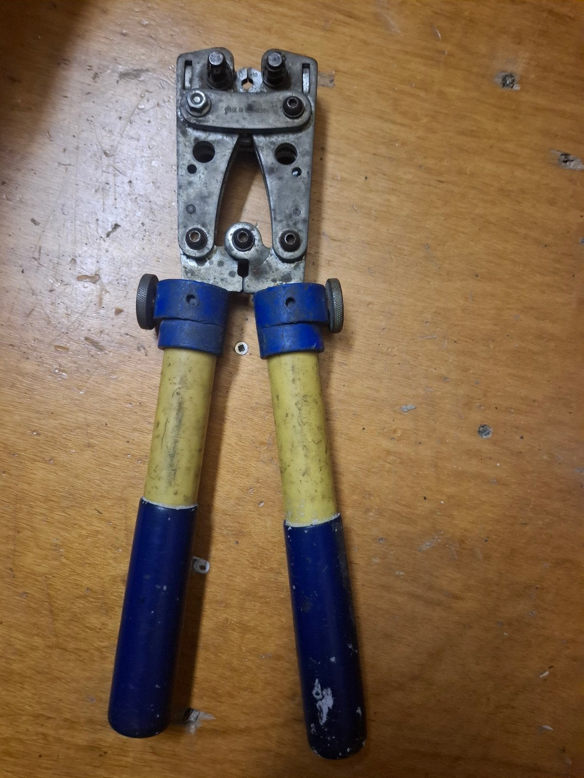 Kabelschoen perstang Klauke type K05, Doe-het-zelf en Verbouw, Gereedschap | Handgereedschap, Ophalen of Verzenden, Gebruikt