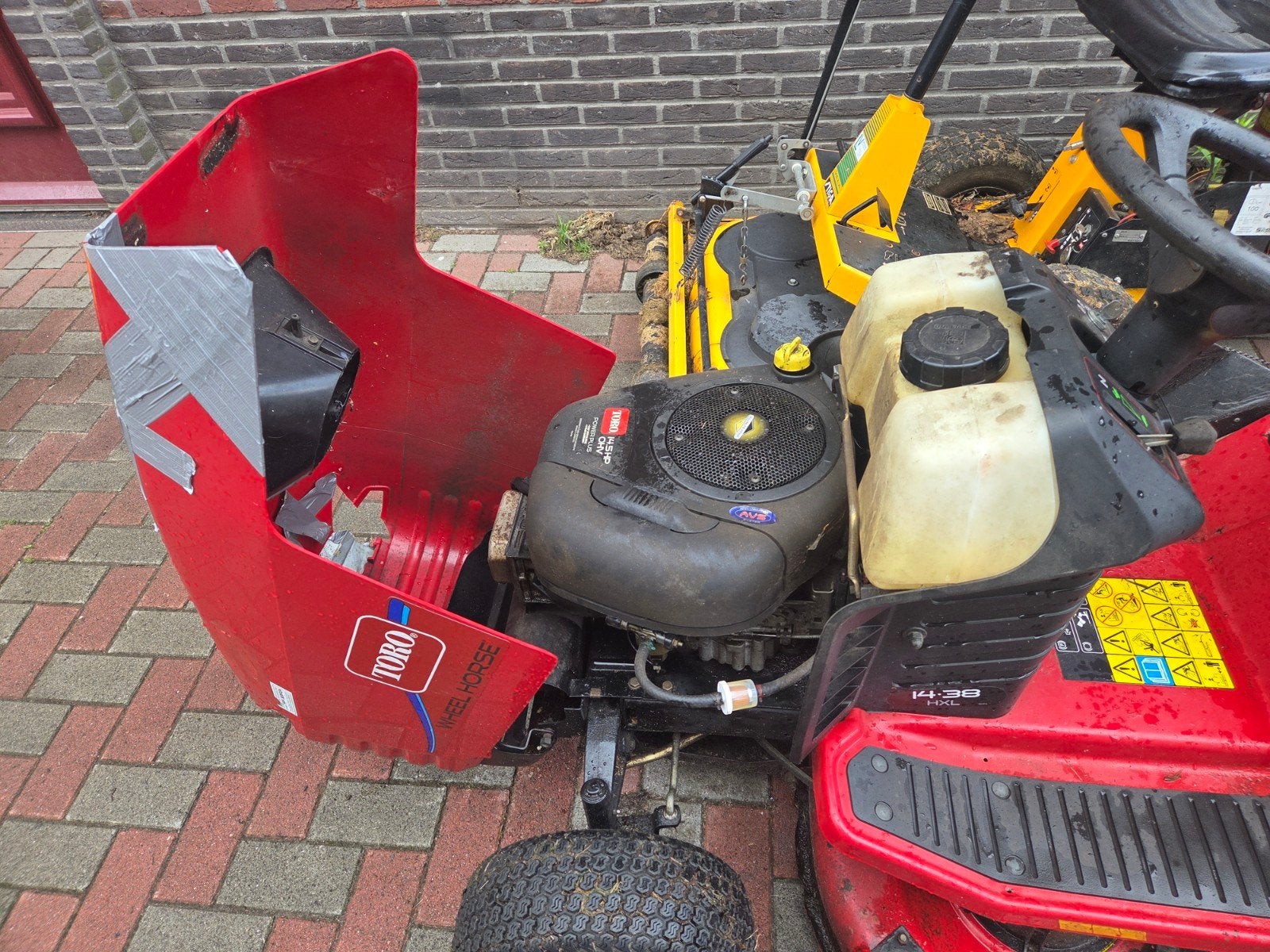 Toro Wheelhorse Zitmaaier Hydrostaat 14,5PK OPKNAPPER, Ophalen, Toro, Gebruikt, Toro
