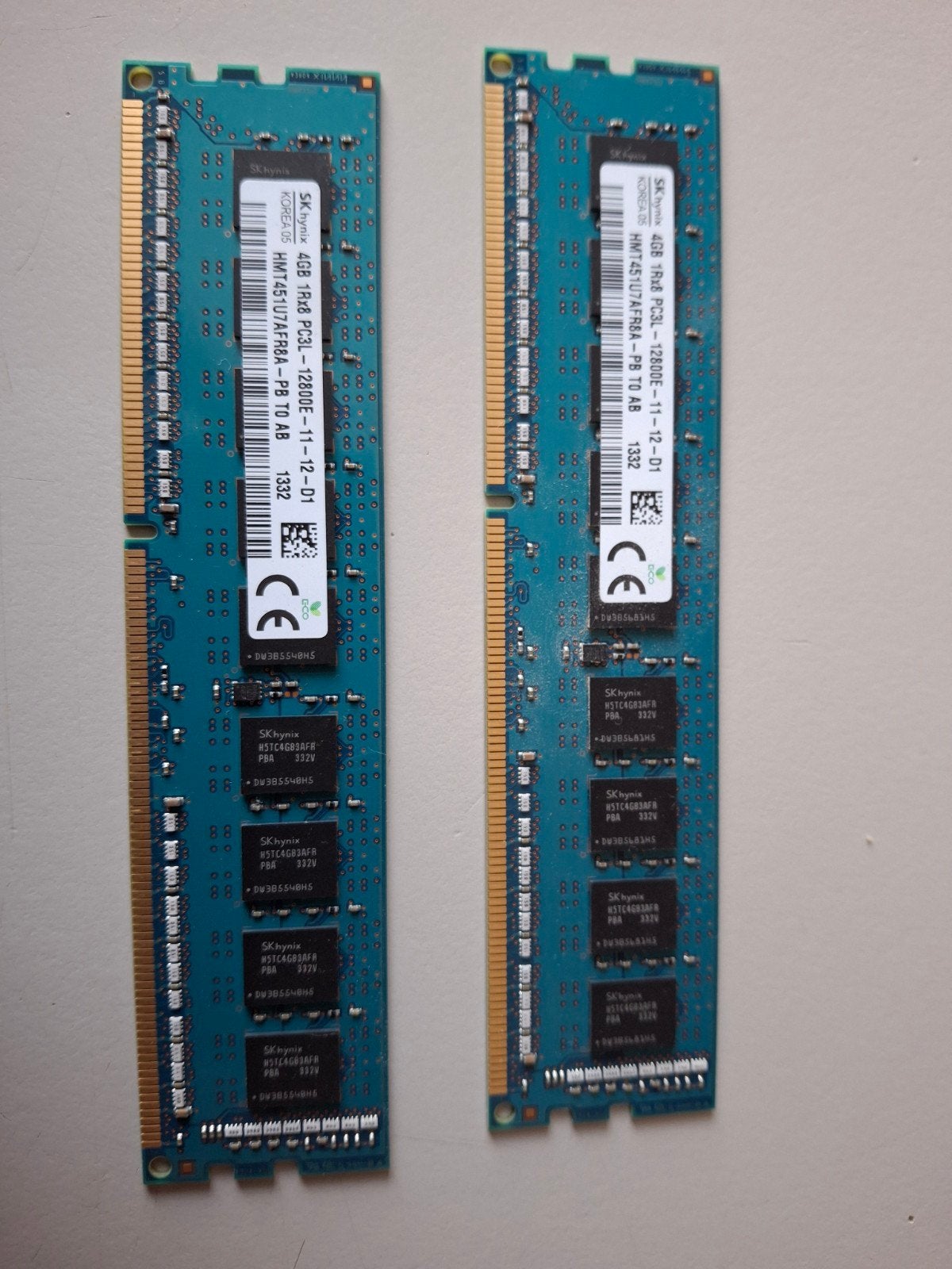 SK Hynix 4GB DDR3 RAM Geheugenmodule (2 stuks), Gebruikt, Server, DDR3, Ophalen of Verzenden