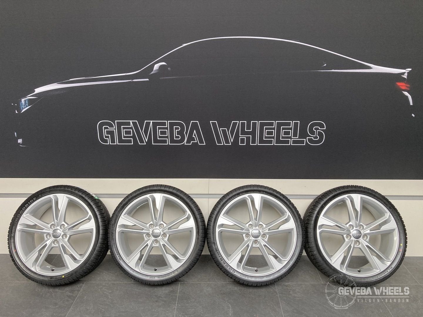 19” originele Audi A3 S3 8P 8V 8Y velgen + allseason banden, 19 inch, Gebruikt, -, -