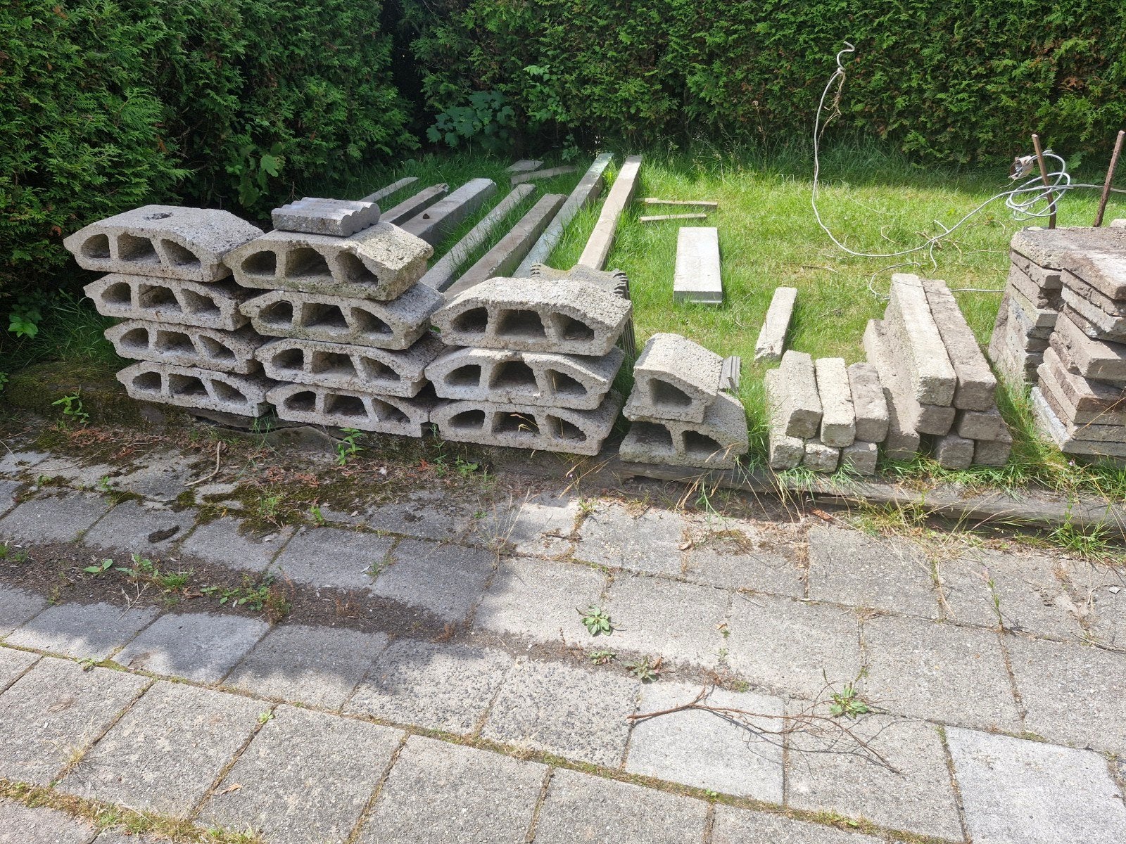 Div stenen en bloembak, Tuin en Terras, Bielzen en Borders, Ophalen, Minder dan 100 cm, Minder dan 25 cm
