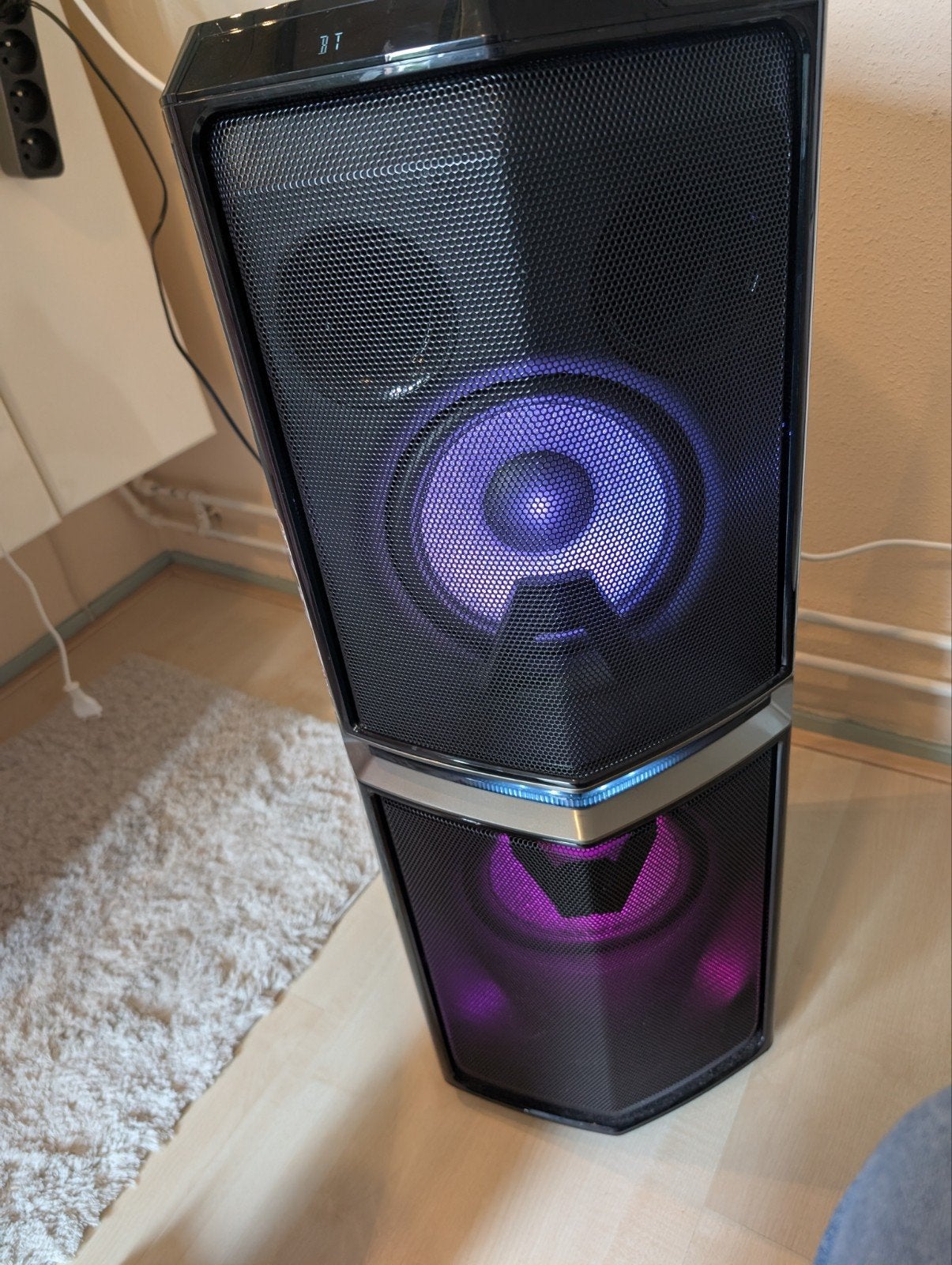 LG FH6 Party Speaker 600W met Bluetooth, Radio en Disco, Ophalen, Zo goed als nieuw, Subwoofer, Overige merken