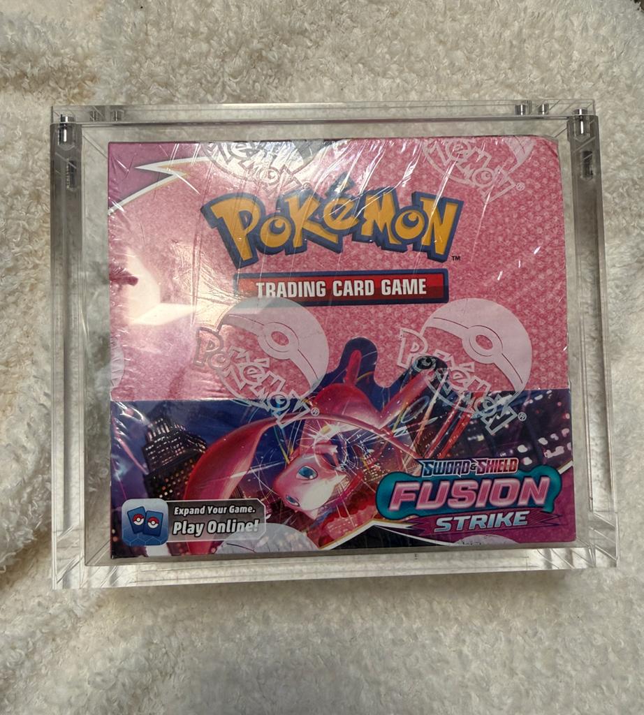 Pokémon Fusion Strike Booster Box sealed, trade mogelijk, Ophalen of Verzenden, Nieuw, Boosterbox