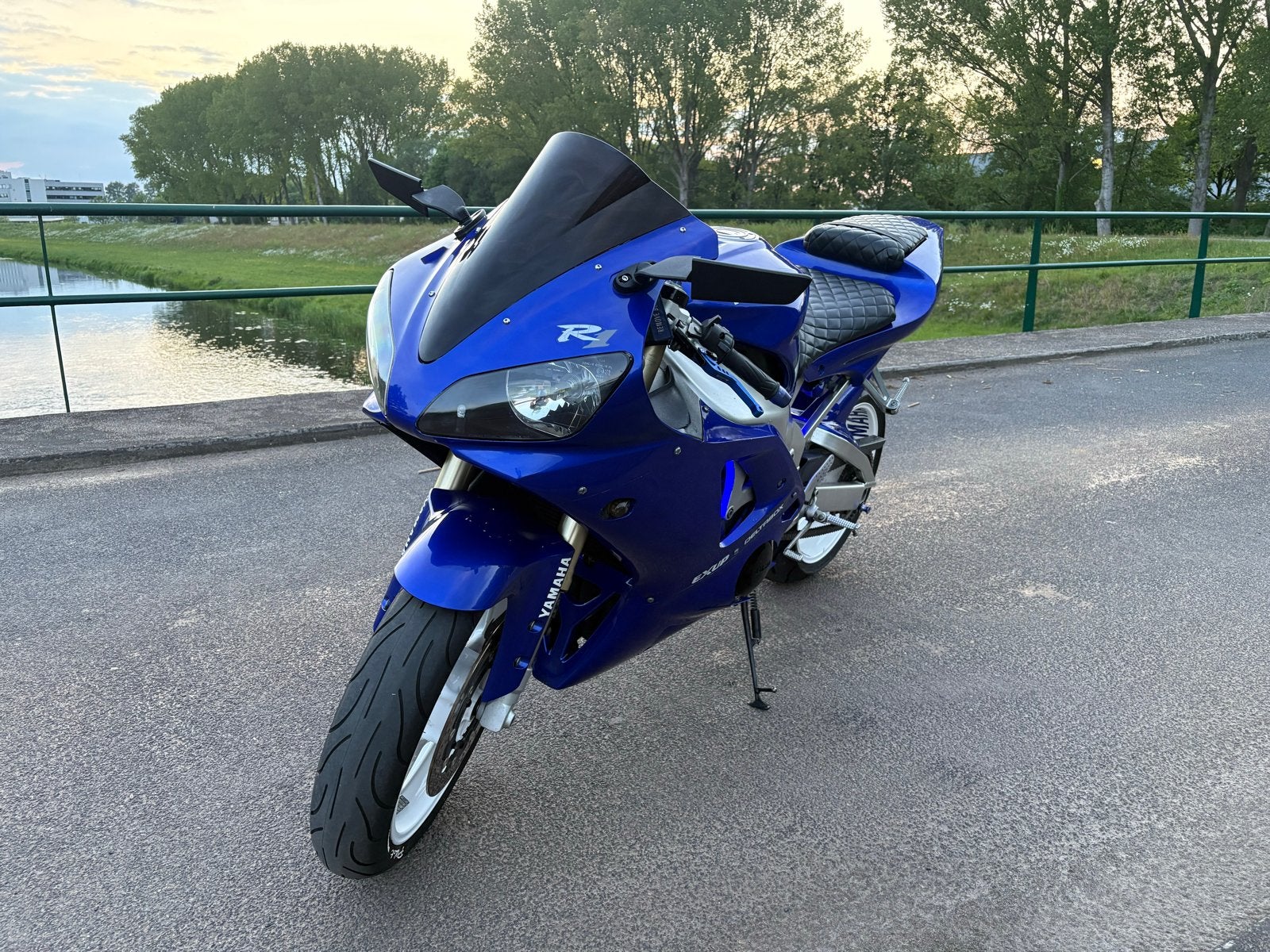 Yamaha R1 Sportmotor - Krachtig en Sportief, Sportuitlaat, 4 cilinders, Motorrijbewijs A, Gebruikt
