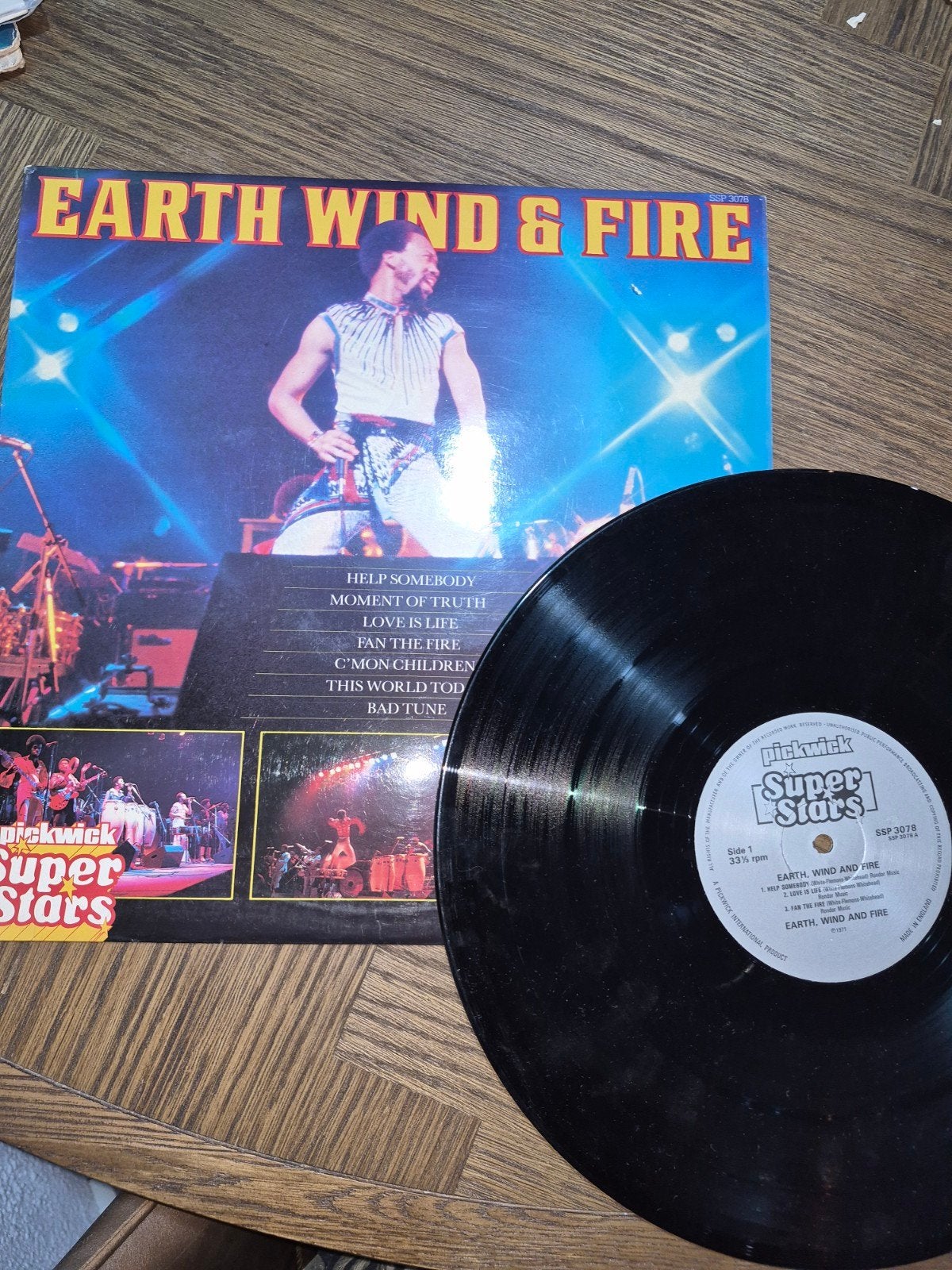 Earth, Wind & Fire - Super Stars LP (Pickwick), LP, Ophalen of Verzenden, Zo goed als nieuw, Funk