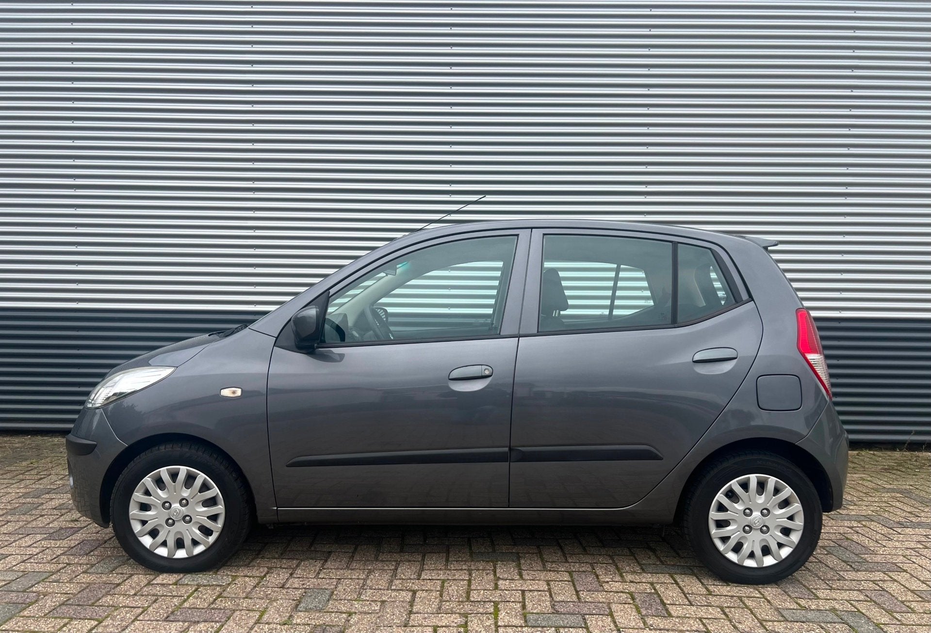 Hyundai I10 1.1 Dynamic Cool Automaat | 5-deurs | Airco | 19, Auto's, Stof, Gebruikt, 4 cilinders, Origineel Nederlands