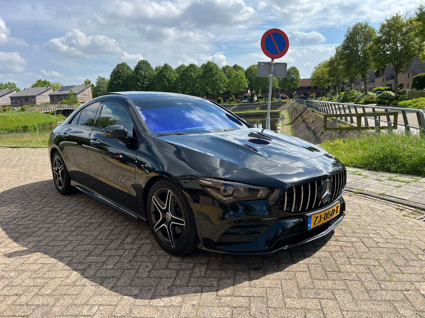 Mercedes-Benz CLA 180 AMG | CLA45Look | pano | 360 camera |, Auto's, CLA, 136 pk, Euro 6, 4 cilinders