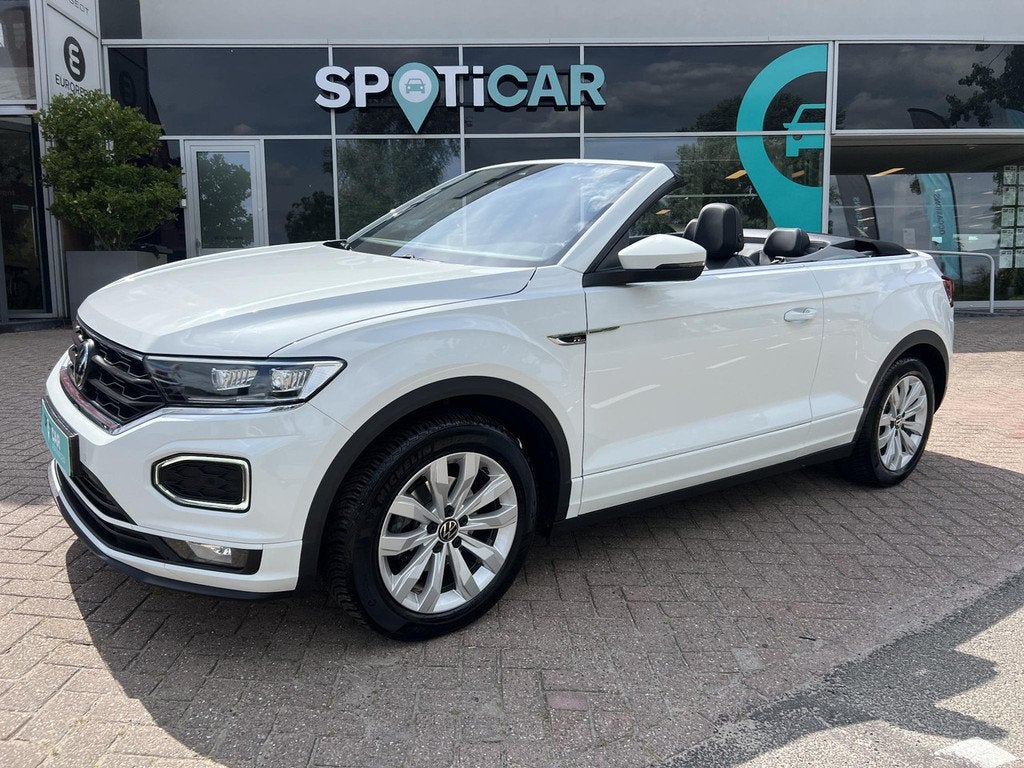Volkswagen T-Roc Cabrio 1.5 TSi 150 pk R-Line Automaat Winds, Auto's, Volkswagen, Automaat, 4 cilinders, 4 stoelen, Velours