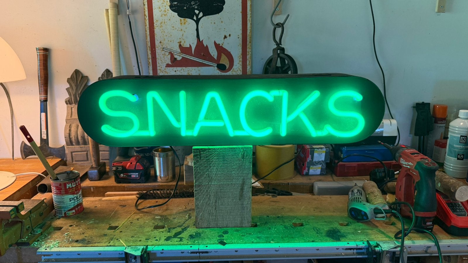 Vintage neon SNACKS, Ophalen, Zo goed als nieuw, Lichtbak of (neon) lamp