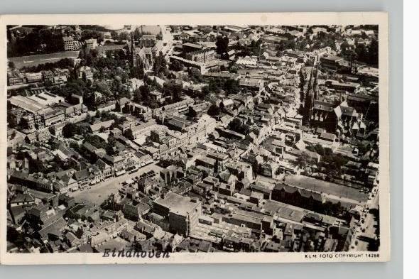 Eindhoven KLM luchtfoto Centrum + kerk zegel + st 1947, Verzenden, 1940 tot 1960, Gelopen, Noord-Brabant