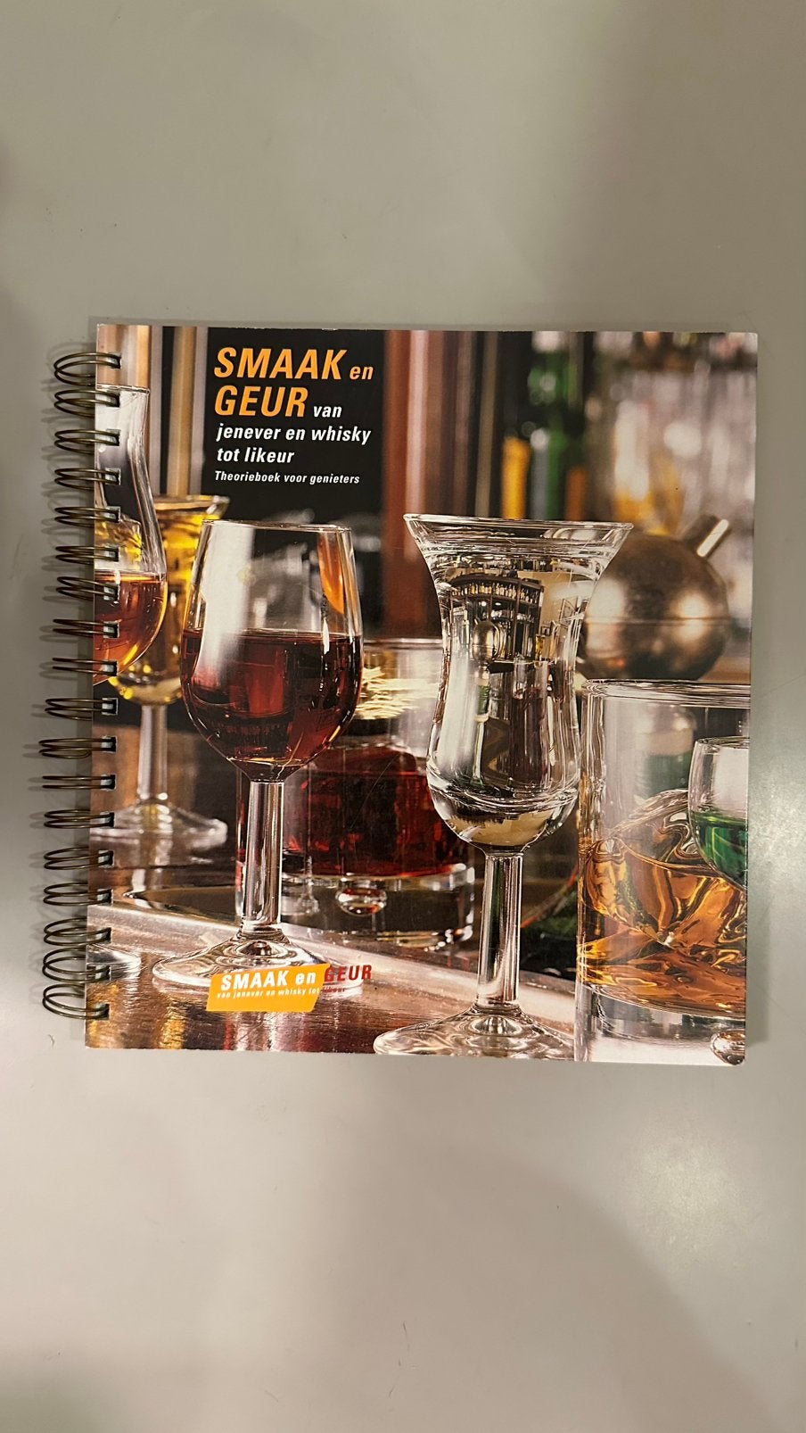 Smaak en geur van jenever en whisky tot likeur, Boeken, Ophalen of Verzenden, Zo goed als nieuw