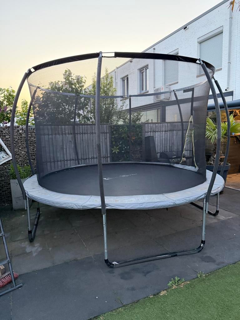 Trampoline 370 cm met binnennet (1 jaar oud), Kinderen en Baby's, Speelgoed | Buiten | Trampolines, Ophalen, Gebruikt