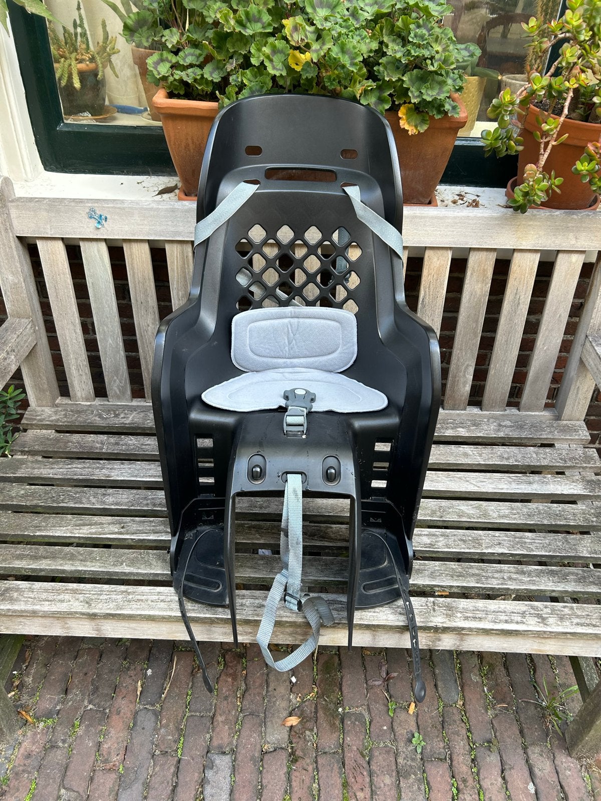 Polisport Achterzitje Fiets - Zwart met Grijs Kussen, Ophalen, Achterzitje, 9 t/m 18 kg, Gebruikt