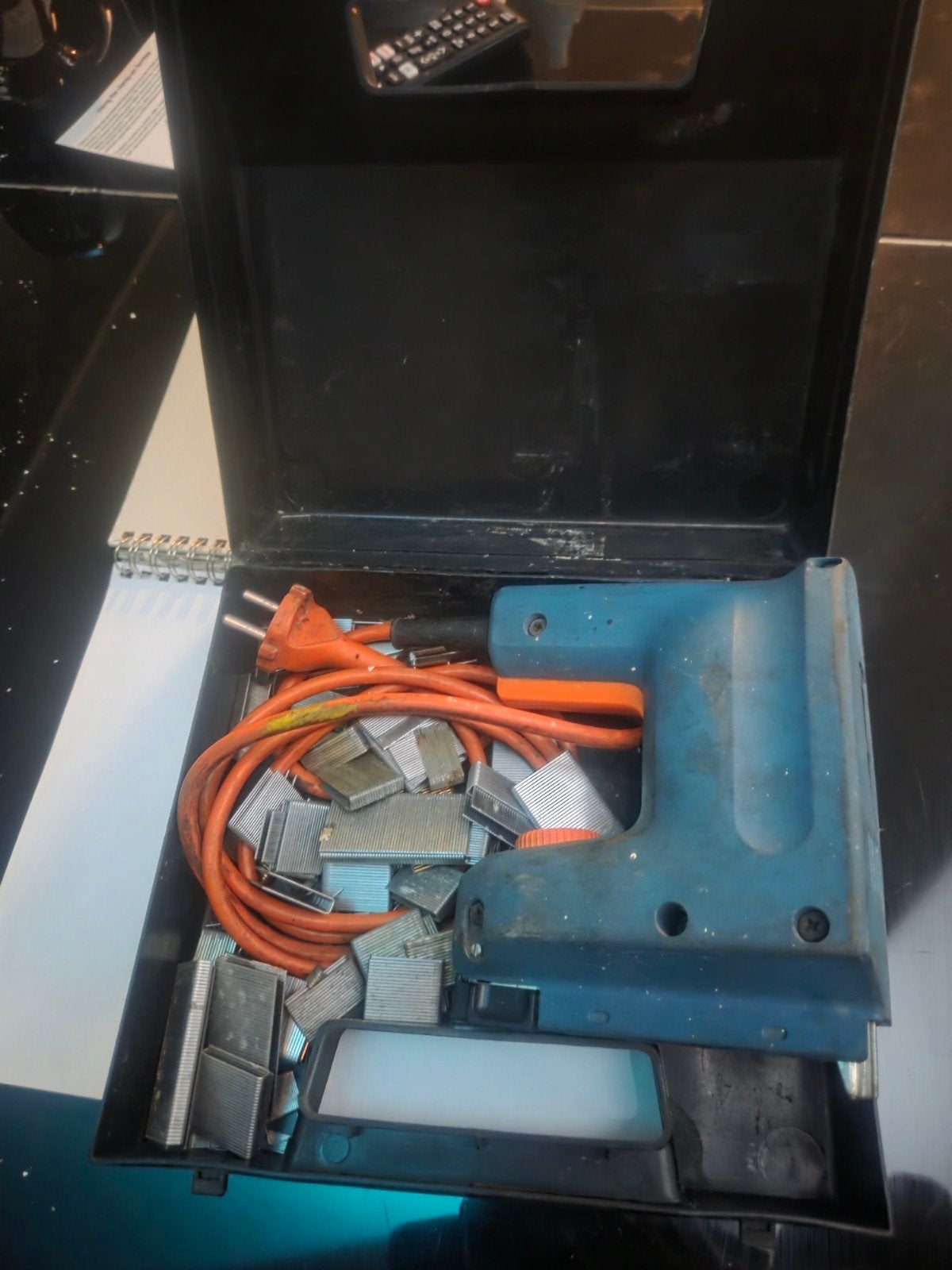 Black & Decker elektrische tacker DN 418/D2, Ophalen of Verzenden, Gebruikt, Tacker/nietmachine