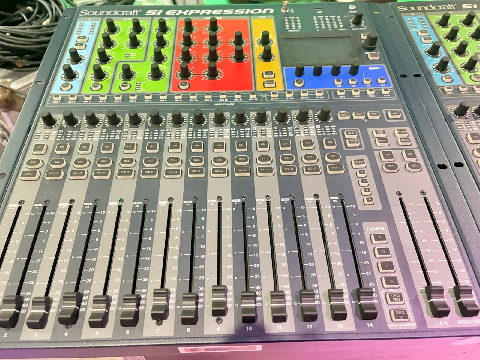 2x Soundcraft Si Expression 1, Ophalen of Verzenden, Gebruikt, 20 kanalen of meer, Microfooningang