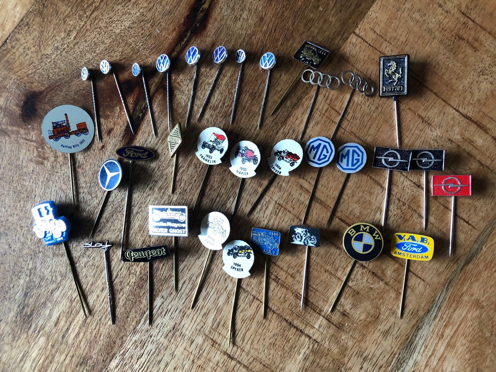 Verzameling Vintage Speldjes automerken, Ophalen of Verzenden, Gebruikt, Speldje of Pin