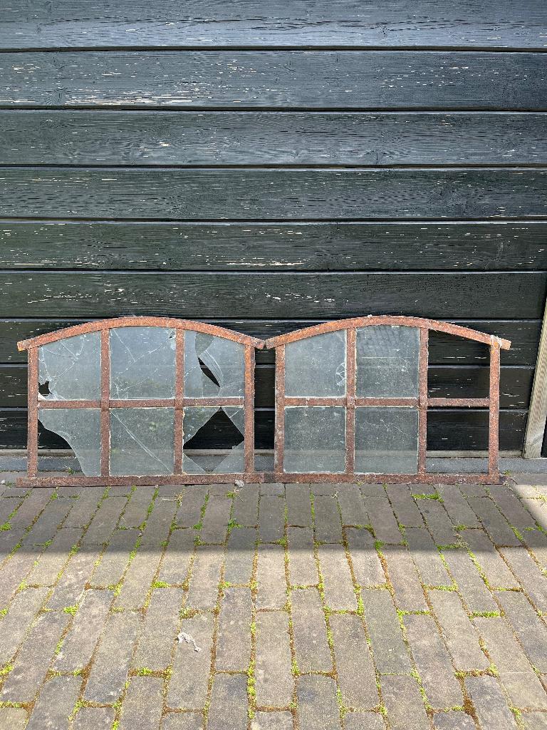 Antiek Stalraam 2 stuks, Doe-het-zelf en Verbouw, Glas en Ramen, Ophalen, Gevelraam of Ruit, Gebruikt, Minder dan 80 cm
