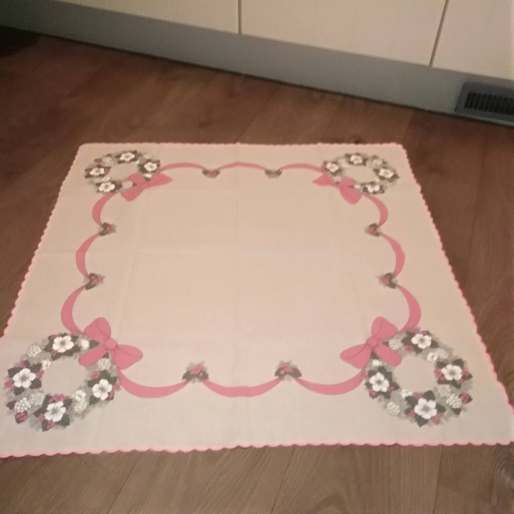 Vierkant decoratief tafelkleed met bloemenkransen, Diversen, Ophalen, Gebruikt