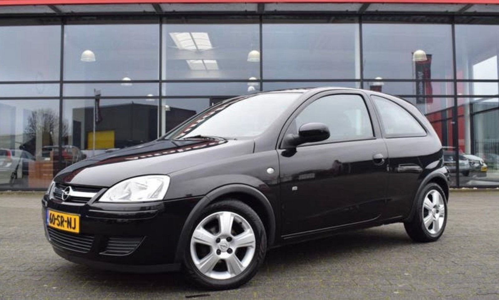 Opel Corsa 1.2 16V Twinport 3D 2006 Zwart, Voorwielaandrijving, 450 kg, 31 €/maand, 4 cilinders