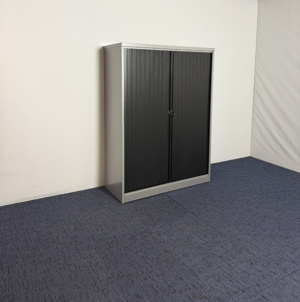 Roldeurkast Mewaf, aluminium/zwart, H 165 x B 120 x D 48 cm., Ophalen, Gebruikt