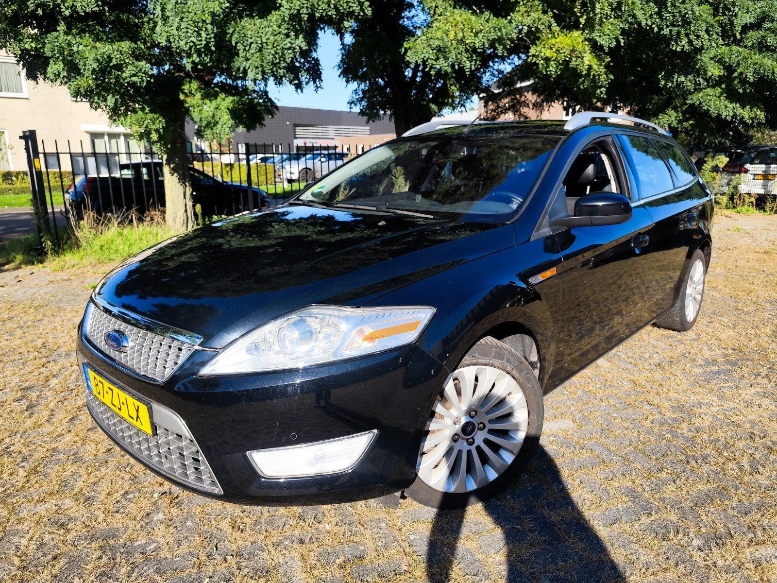 Ford Mondeo 2.3 16V Wagon automaat nette auto NAP, Auto's, 4 cilinders, Mondeo, 160 pk, Parkeersensor