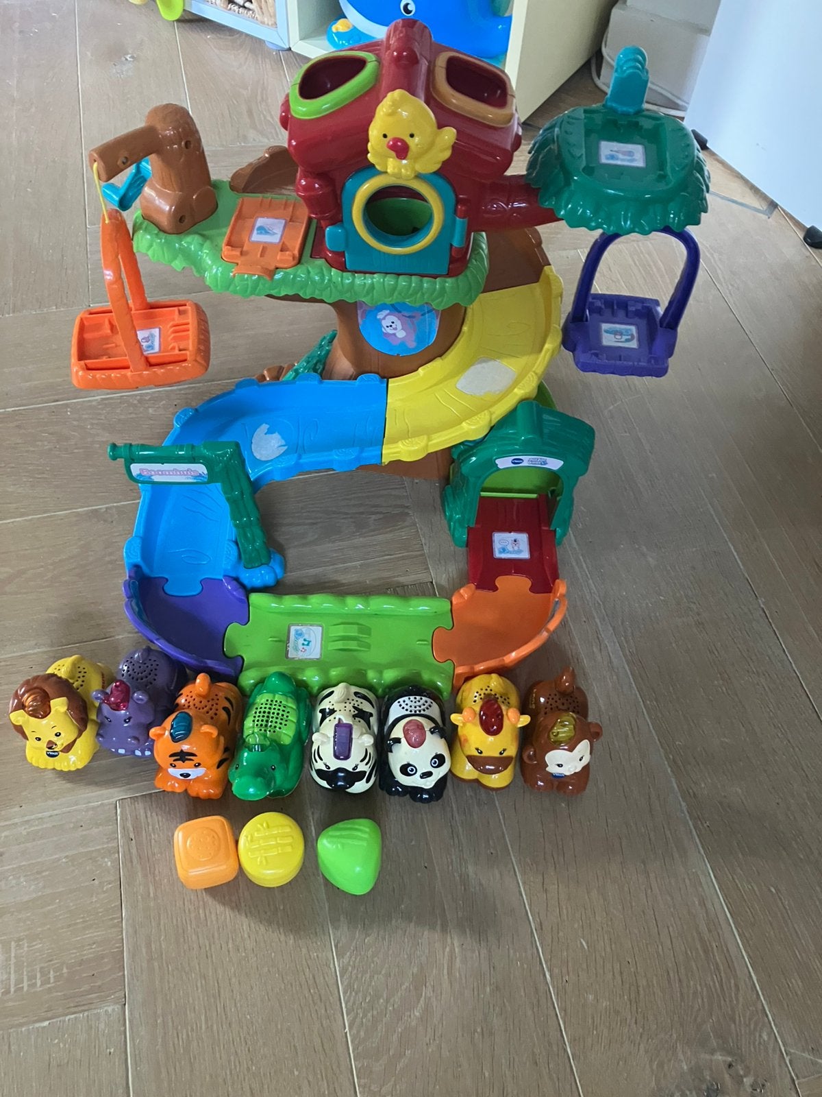 Vtech speelboom compleet met 8 dieren, Kinderen en Baby's, Ophalen, Zo goed als nieuw
