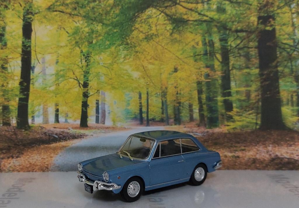 1:43 Fiat 800 Coupe Vignale 1966; 2d Coupe 1983; Altaya/Ixo, Ophalen of Verzenden, Gebruikt, Auto, Overige merken