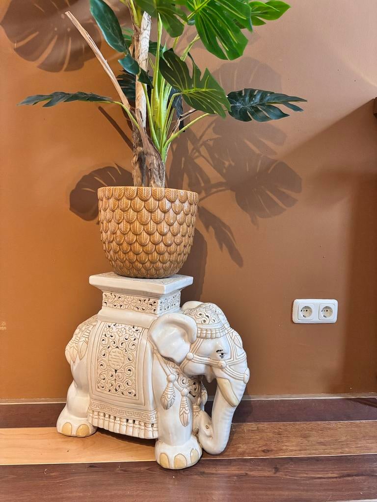 XXL keramieken olifant plantentafel, Ophalen, Gebruikt
